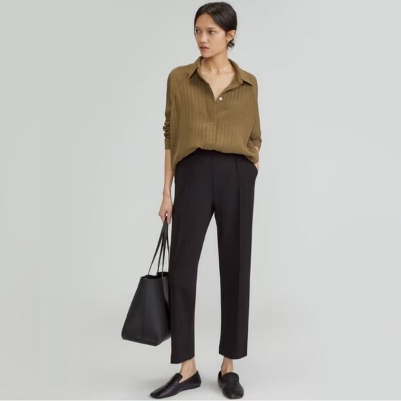Everlane Pants - Everlane solid black the dream pant crop ankle length pants